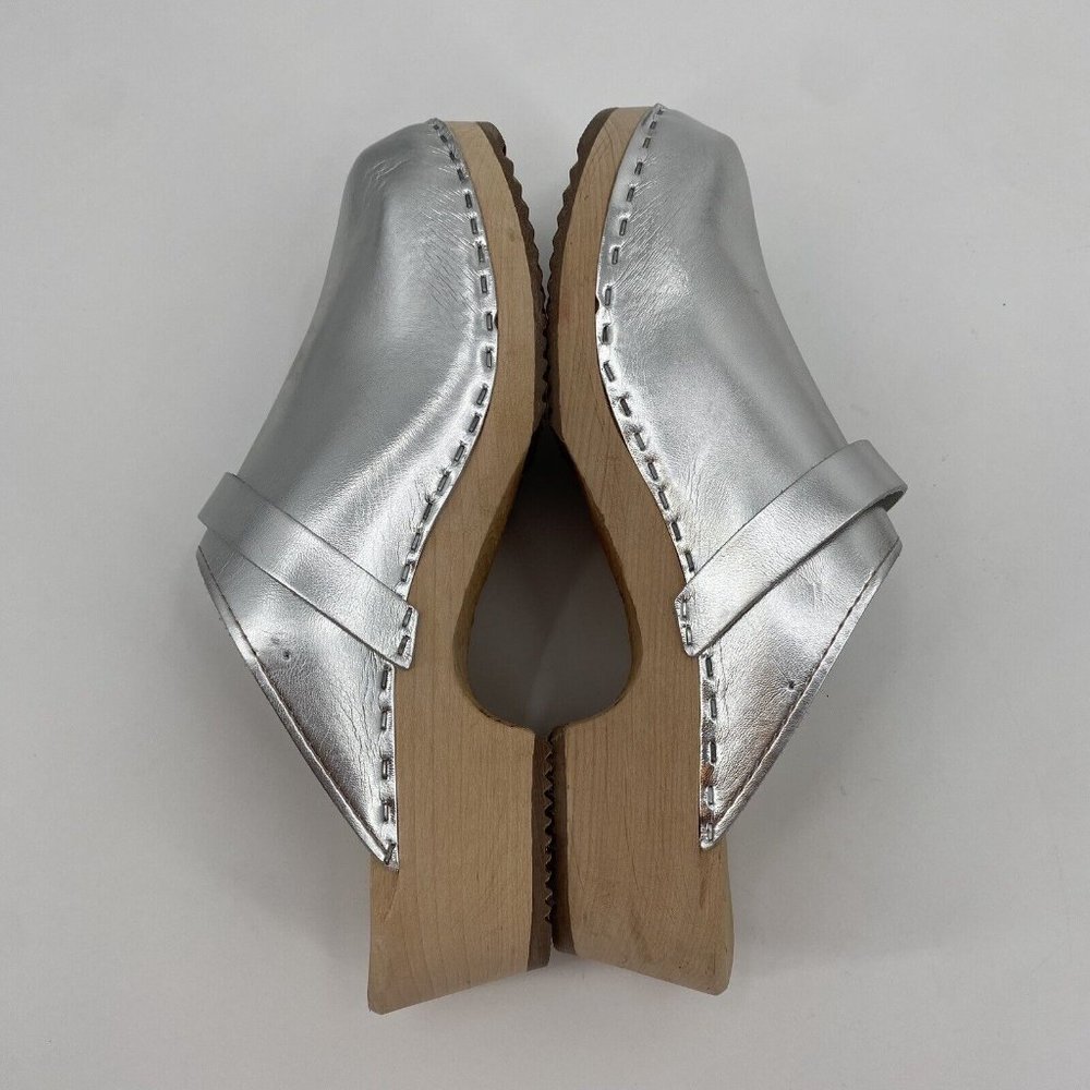 Lotta From Stockholm Silver Leather Clogs - Picture 7 of 12